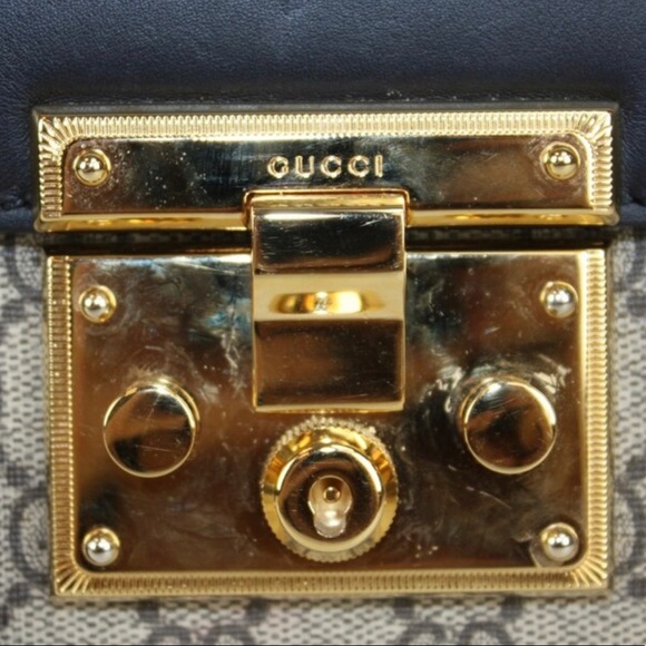 *SOLD*🛎 GUCCI PADLOCK BAG! - Picture 6 of 15
